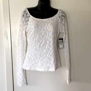 Guess scoop neck top. Long sleeve sz L